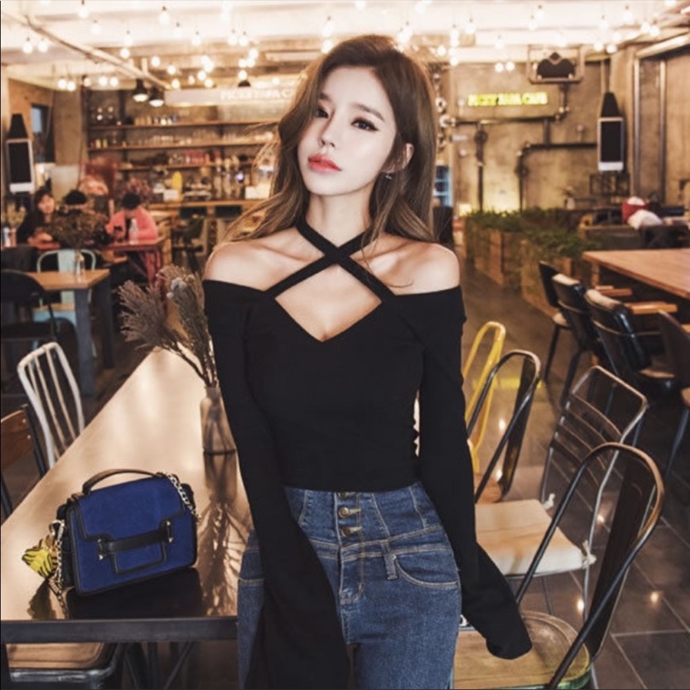 ❤️ NWT Korean goth long sleeves top